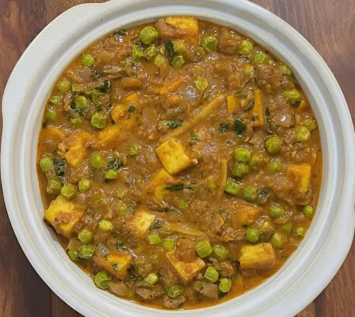 Matar Paneer