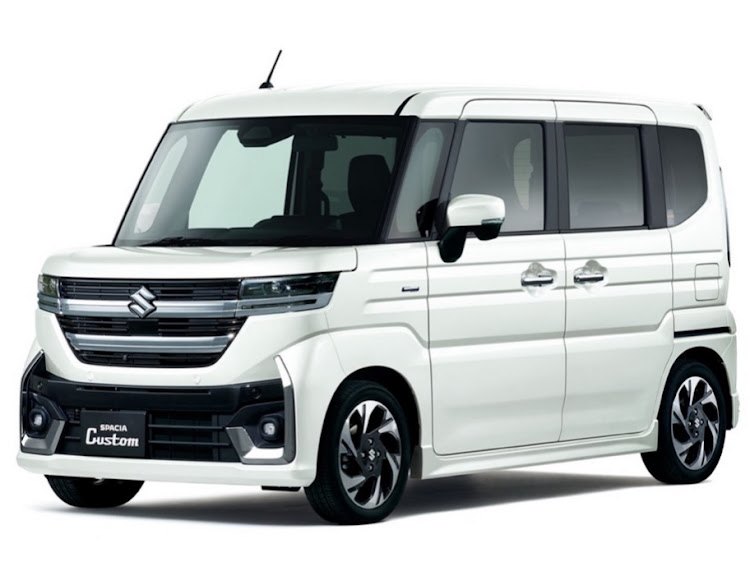スペーシアカスタムのMK54Sスペーシアカスタム・ハイブリッド XSターボ 4WD・嫁車７号・久し振りの新車に関するカスタム事例の投稿画像1枚目