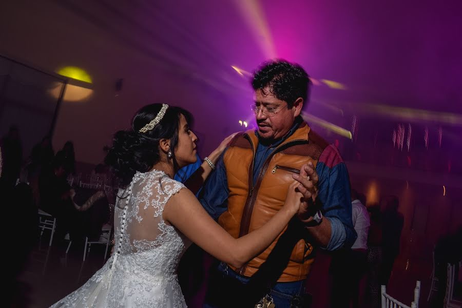 Fotografo di matrimoni Mario Alberto Flores Gutierrez (albertoflores). Foto del 5 gennaio 2019