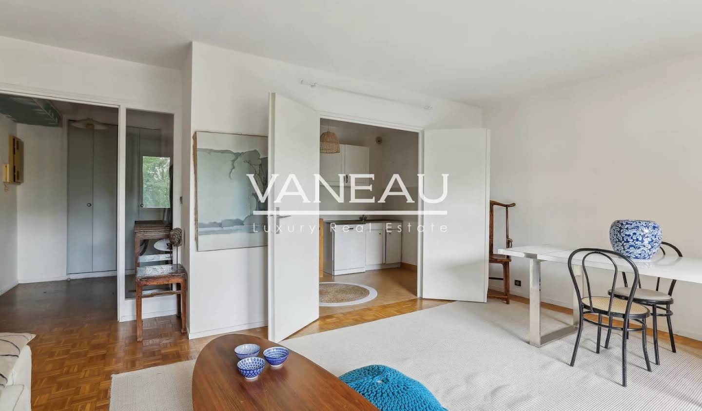 Apartment Vanves