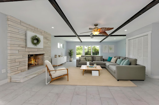 House purchase in Venice (United States)