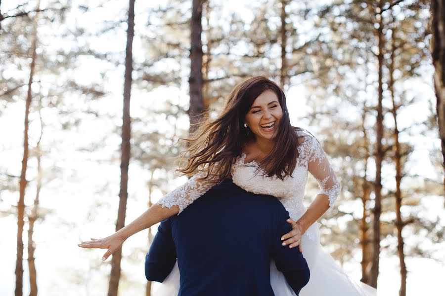 Fotografo di matrimoni Daniel Gerasim (danu001). Foto del 18 settembre 2018