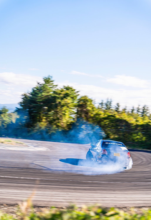 ヴェロッサのヴェロッサ・1JZ-GTE・#ドリフト・JZX110マーク2&ヴェロッサ・エビスサーキットに関するカスタム事例の投稿画像2枚目