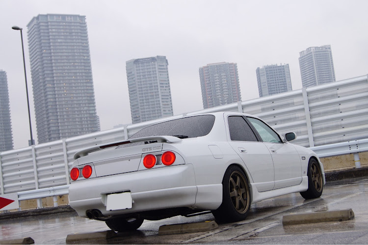 スカイラインのR33広報関東支部・R33セダンの部・目指せR33全国大会・日産純正部品・絶滅危惧種に関するカスタム事例の投稿画像8枚目