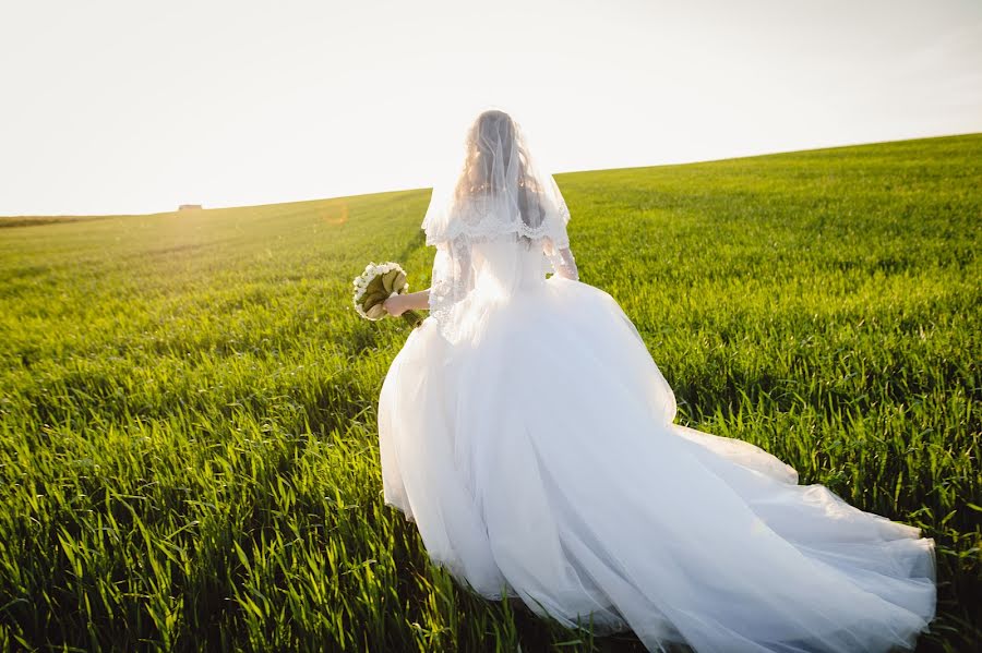 Wedding photographer Oleksandr Yakonyuk (sanni). Photo of 28 September 2018