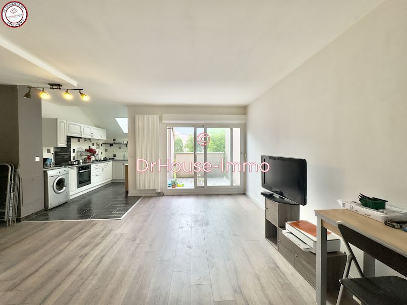 Vente appartement 4 pièces 93 m² à Evry (91000), 175 000 €