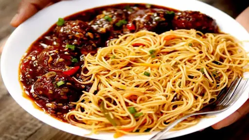 Noodles And Manchurian