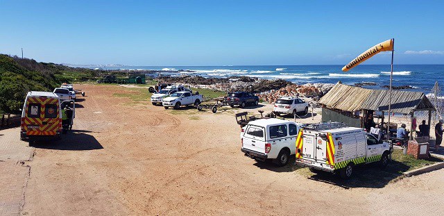 Two scuba divers were found following a massive search operation after they were reported missing near Cape Recife.