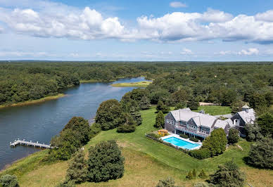 House with pool and garden 1