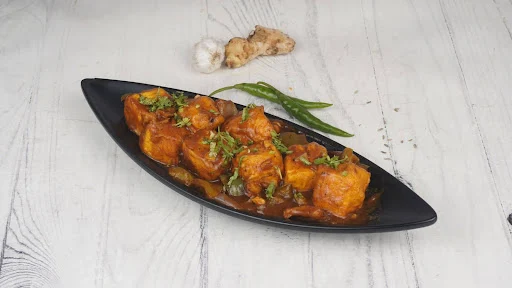 Paneer Chilli [8 Pieces]