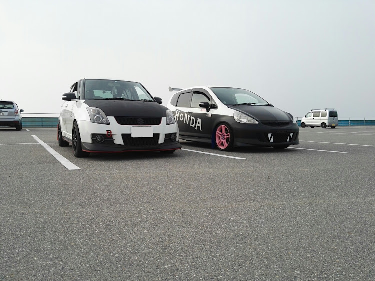 なんちゃんさんが投稿したスイフトスポーツzc31s・フィットGD・海沿いドライブに関するカスタム事例の投稿画像1枚目