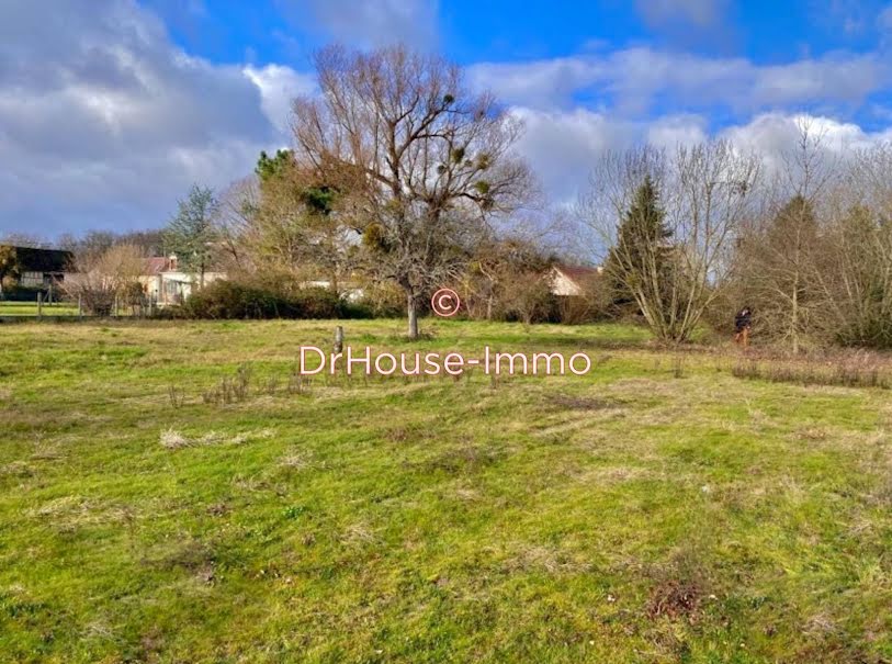 Vente terrain  2313 m² à Saint-Maurice-sur-Fessard (45700), 59 500 €