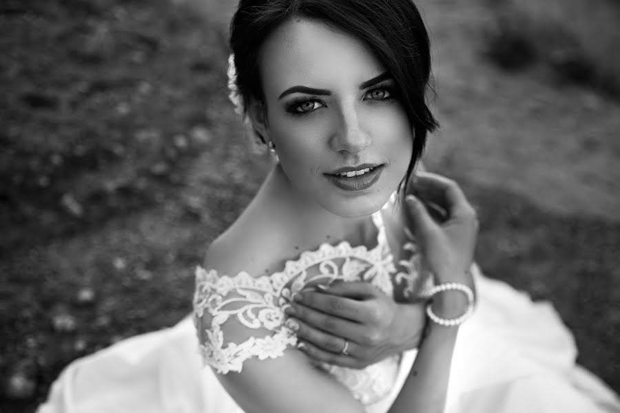 Wedding photographer Karolina Šližytė (portraitsbykaro). Photo of 25 June 2017