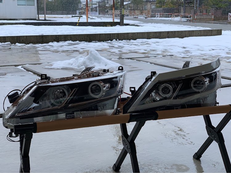 セレナの冬休みの宿題・車検対応・素人DIYクオリティ・冬タイヤ仕様・ヘッドライト３セット持ってる人に関するカスタム事例の投稿画像8枚目
