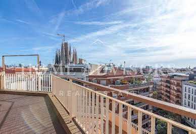 Apartment with terrace 18