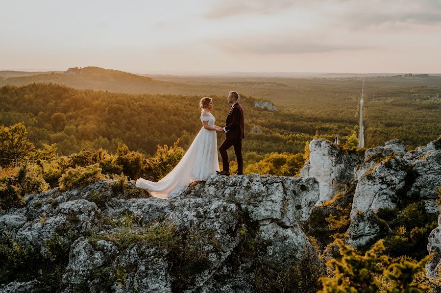 Bryllupsfotograf Łukasz Sobczak (sobczak). Bilde av 19 august 2022