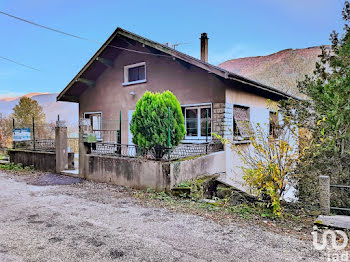 maison à Notre-Dame-de-Mésage (38)