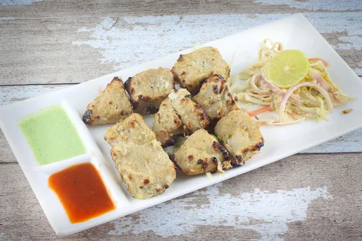 Paneer Afghani Momos