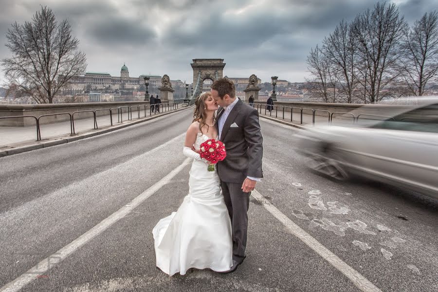 Wedding photographer Gergely Vas (gregoryiron). Photo of 9 July 2014