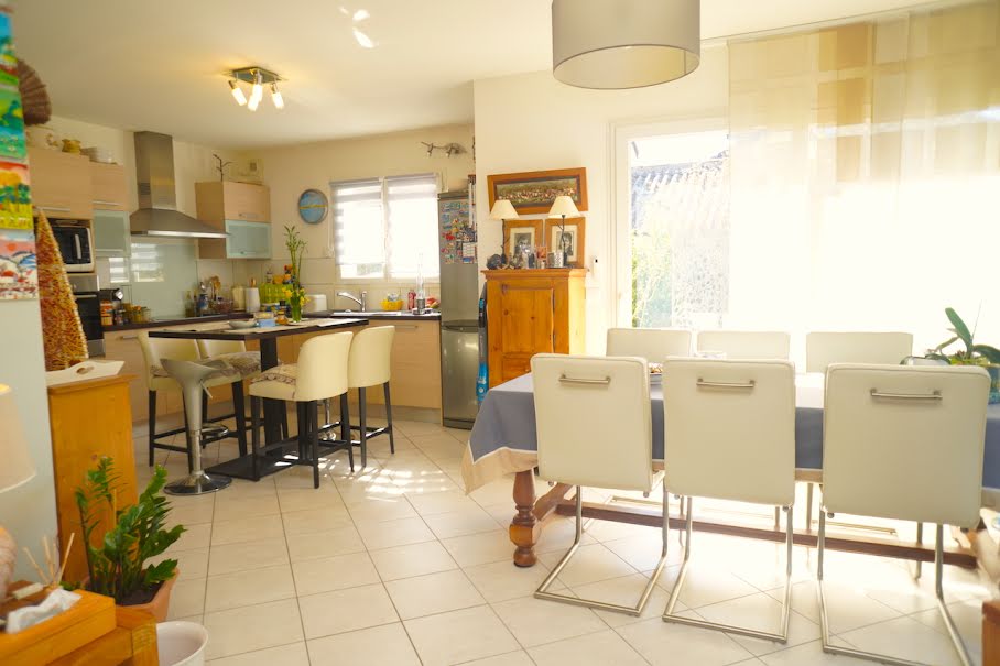 Vente villa 5 pièces 121 m² à Meythet (74960), 579 000 €