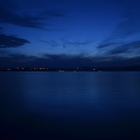 Lago di notte di 