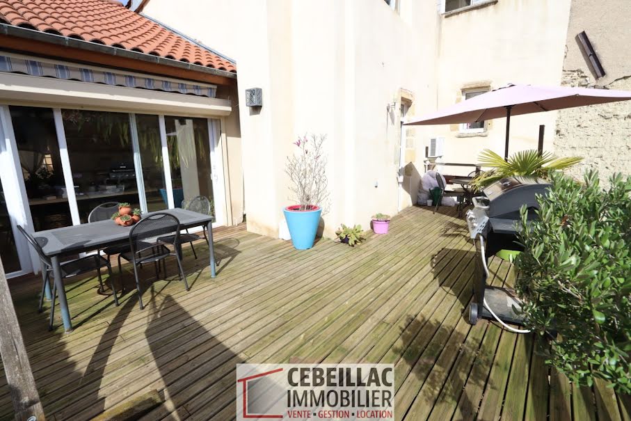 Vente maison 9 pièces 210 m² à Billom (63160), 349 900 €