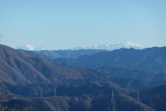 乗鞍岳（右）と穂高連峰（左）