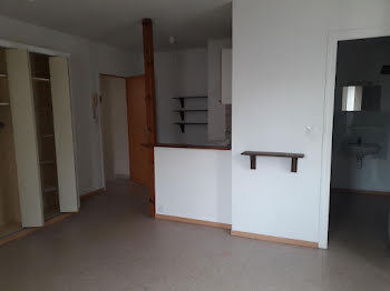 appartement à Saintes (17)