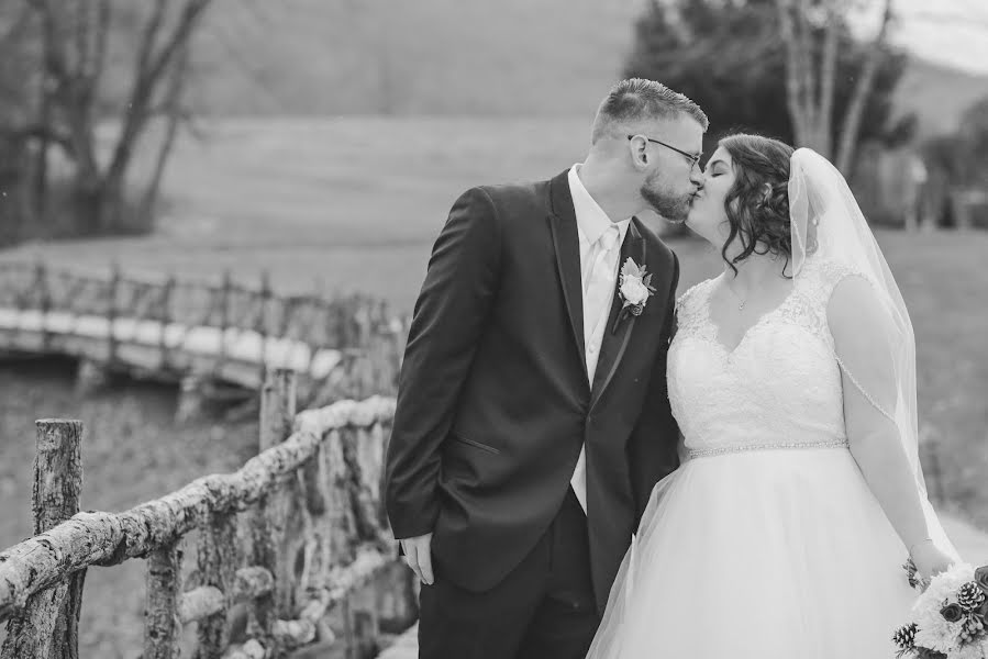 Wedding photographer Rebecca Groller (rebeccagroller). Photo of 9 September 2019