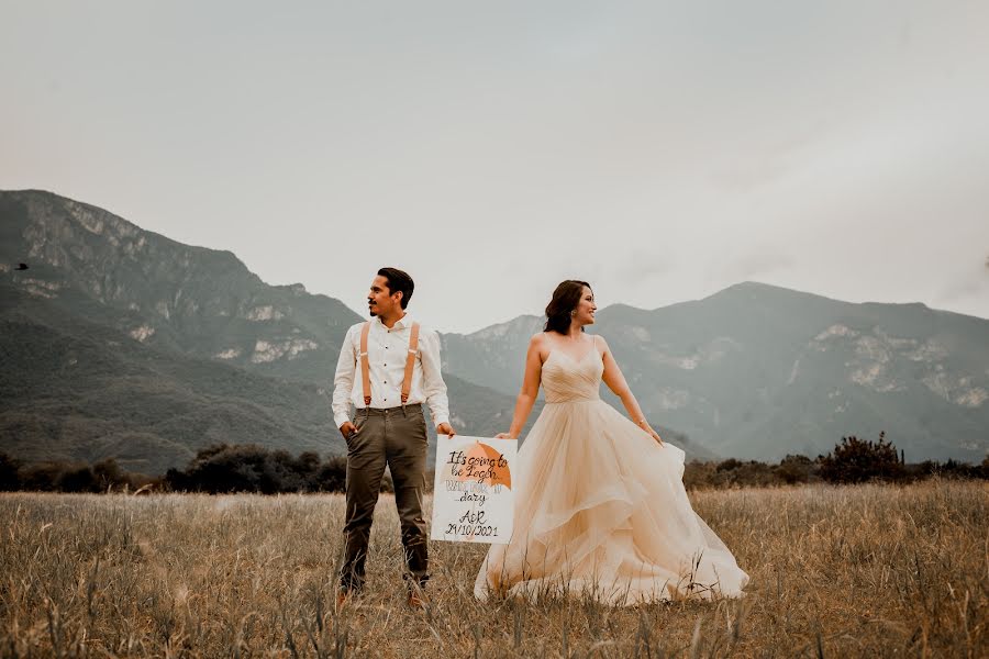 Fotógrafo de casamento Vanya Frutos Jaime (vanyafrutos). Foto de 22 de junho 2021