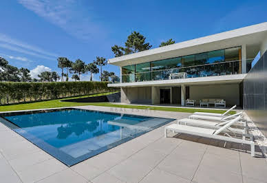 Maison avec jardin et terrasse 9