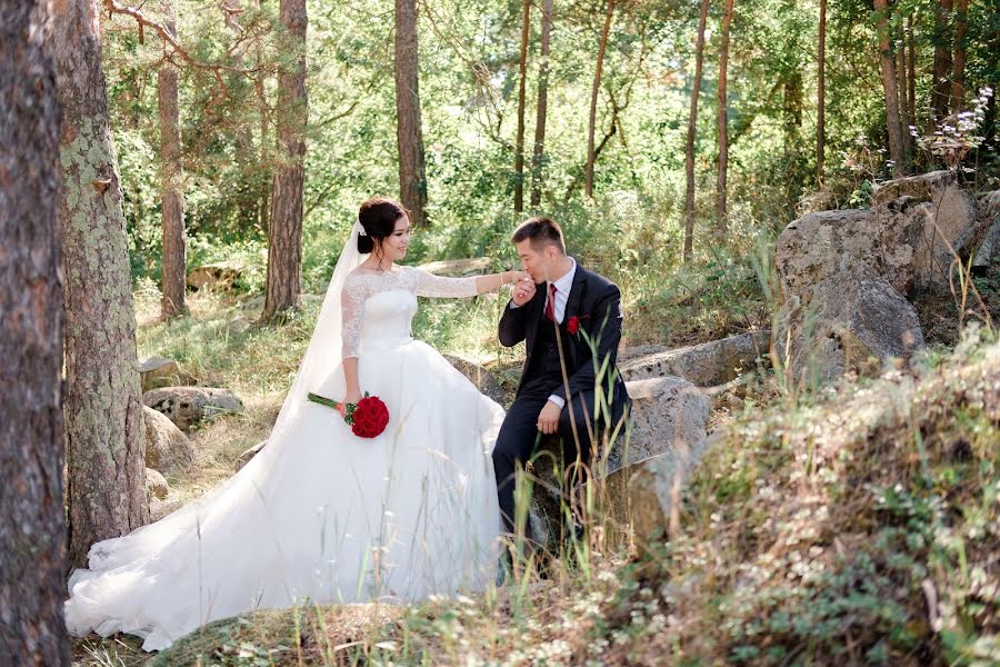 Wedding photographer Vladimir Vershinin (fatlens). Photo of 28 September 2016