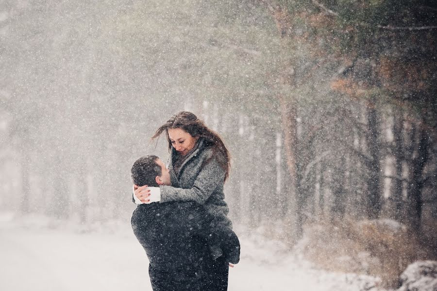 Fotografo di matrimoni Elena Gorina (gorina). Foto del 15 dicembre 2015