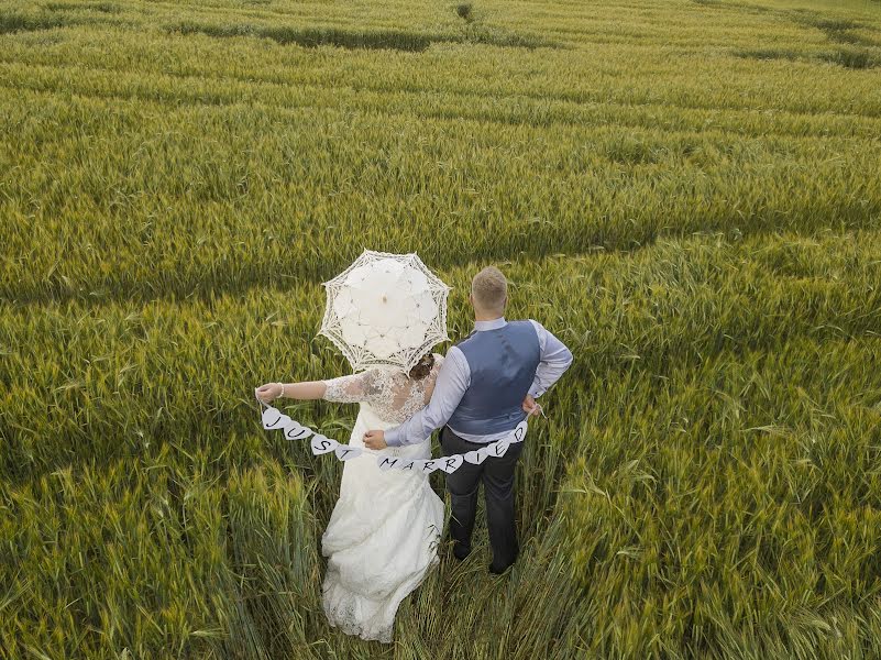 Fotógrafo de casamento Jari Salopino (salopino). Foto de 9 de dezembro 2019