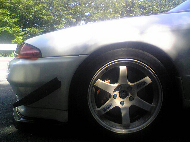 スカイライン GT-RのBNR32・TH1・ダークブルーパール・今車と過去車・車高高いに関するカスタム事例の投稿画像6枚目