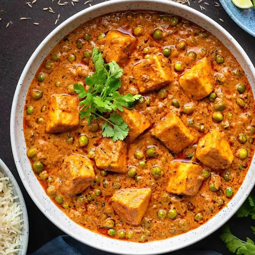 Matar Paneer