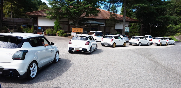 スイフトスポーツのスイスポオフ会・岡山県・序盤編！？・🎵 まだ 終わりじゃない⁉️🎶・圧巻の台数に関するカスタム事例の投稿画像27枚目