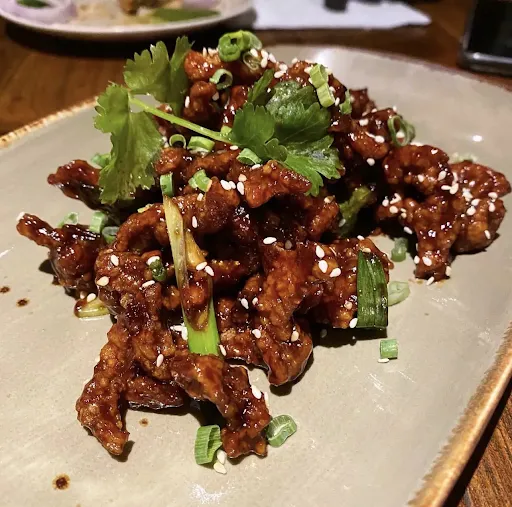 Crispy Chilli Lamb With Onion