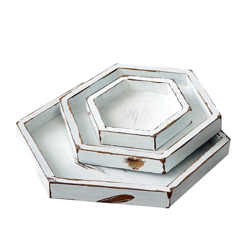 Zeszijdige tray met platte bodem voor handig serveren en organiseren. Ideaal voor thuis of zakelijk gebruik.