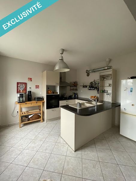 Vente maison 6 pièces 140 m² à Ambillou (37340), 230 000 €