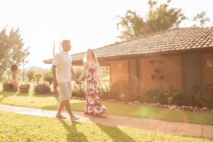 Fotografo di matrimoni Lucas Guimarães (lucasguimaraesf). Foto del 28 marzo 2020