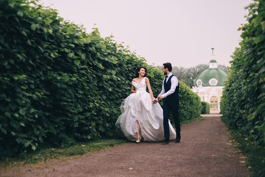 Jurufoto perkahwinan Yuliya Bocharova (julietteb). Foto pada 11 Jun 2019