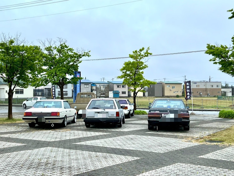 クラウンセダンの五所川原あじさいまつり・寒い時はストーブにおでん・雨でもイベント・増えた・愛犬と岩木山に関するカスタム事例の投稿画像3枚目