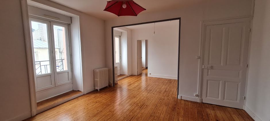 Location  appartement 3 pièces 75 m² à Brest (29200), 630 €