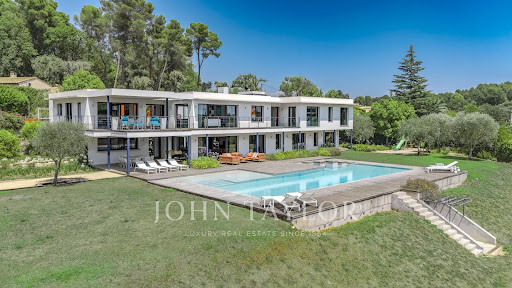 Villa avec piscine 2