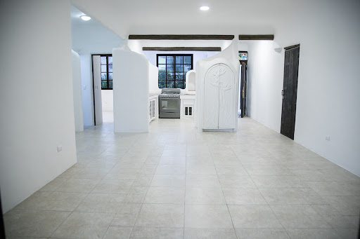 Apartment with terrace and pool 1