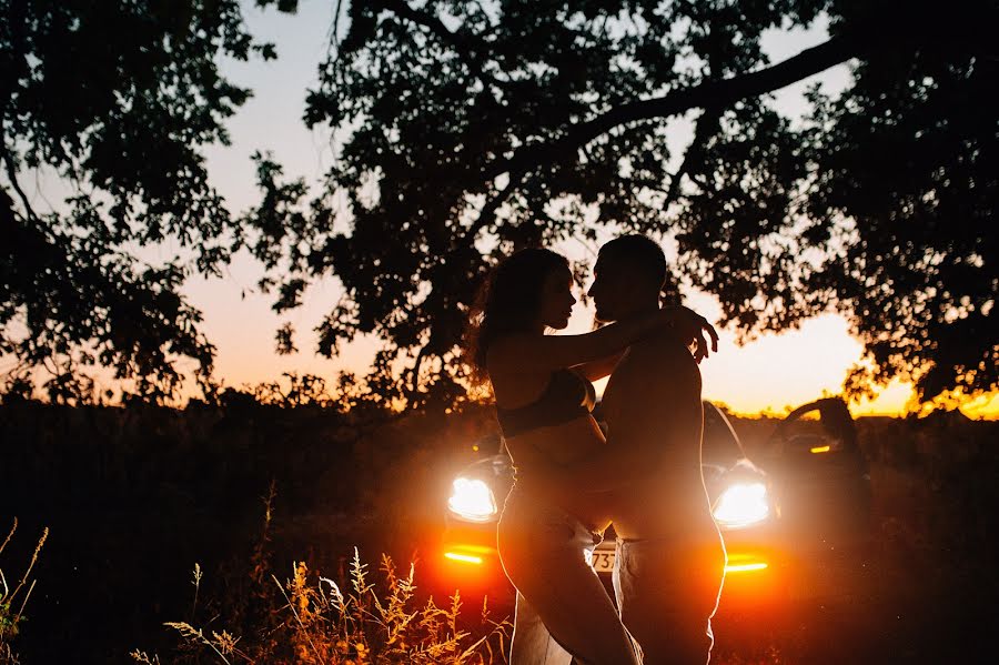 Wedding photographer Tetiana Tymchenko (favnspring). Photo of 12 September 2020