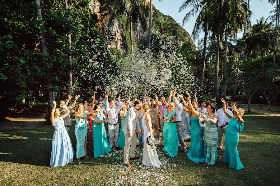Hochzeitsfotograf Tawut Pikampon (phuketcinema). Foto vom 23. Juli 2018