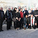 Gruppe mit WIAM-Mitarbeitenden vor der Mauer Bethlehem.jpg