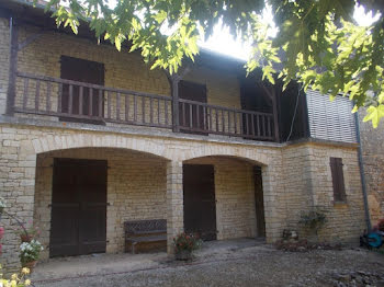 ferme à Prats-du-Périgord (24)